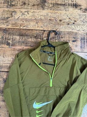 Nike Olive Green Running Pullover with Neon Lime Trim